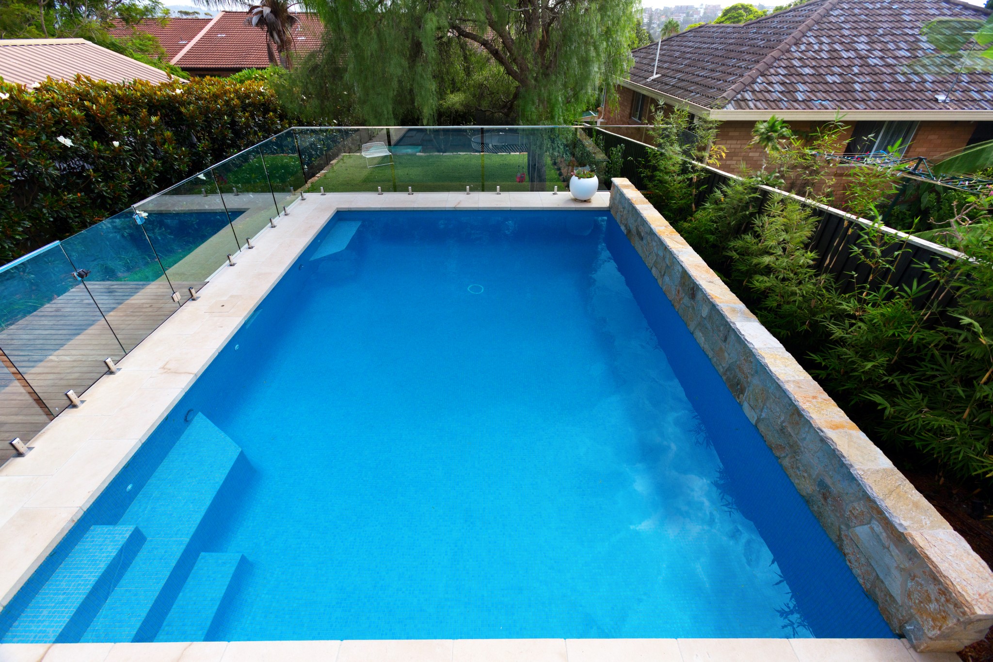 premier pool company